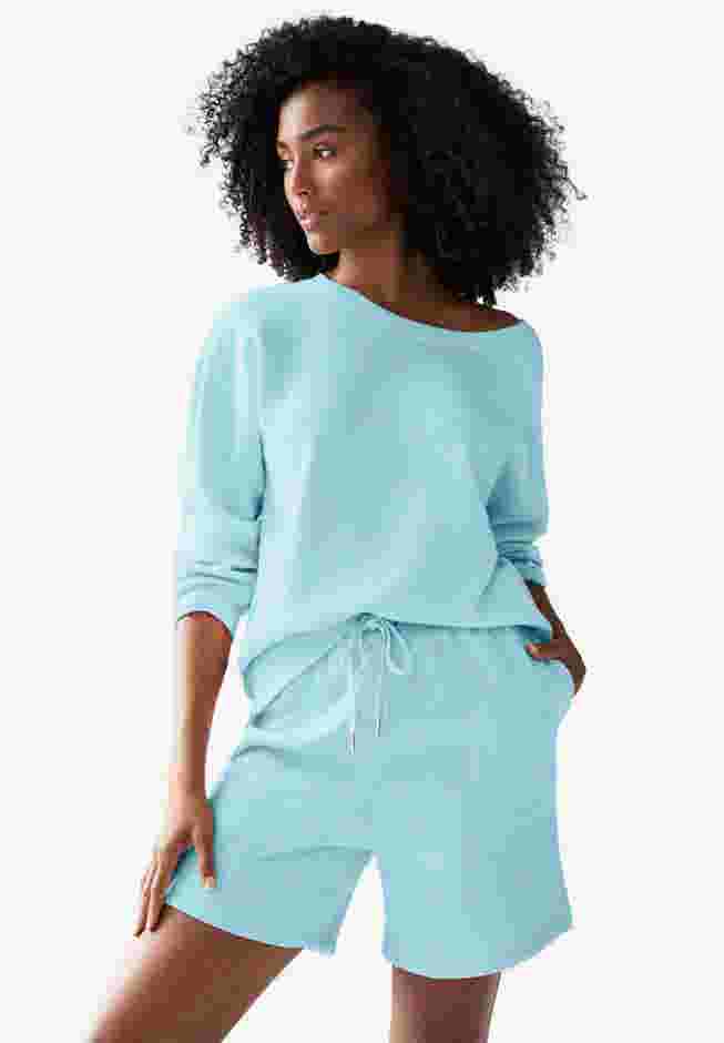 Fleece Shorts With Drawstring Waist image number 0