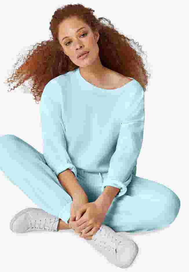 Boxy Fleece Sweatshirt image number 1