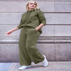 Hooded Fleece Boxy Sweatshirt image number null