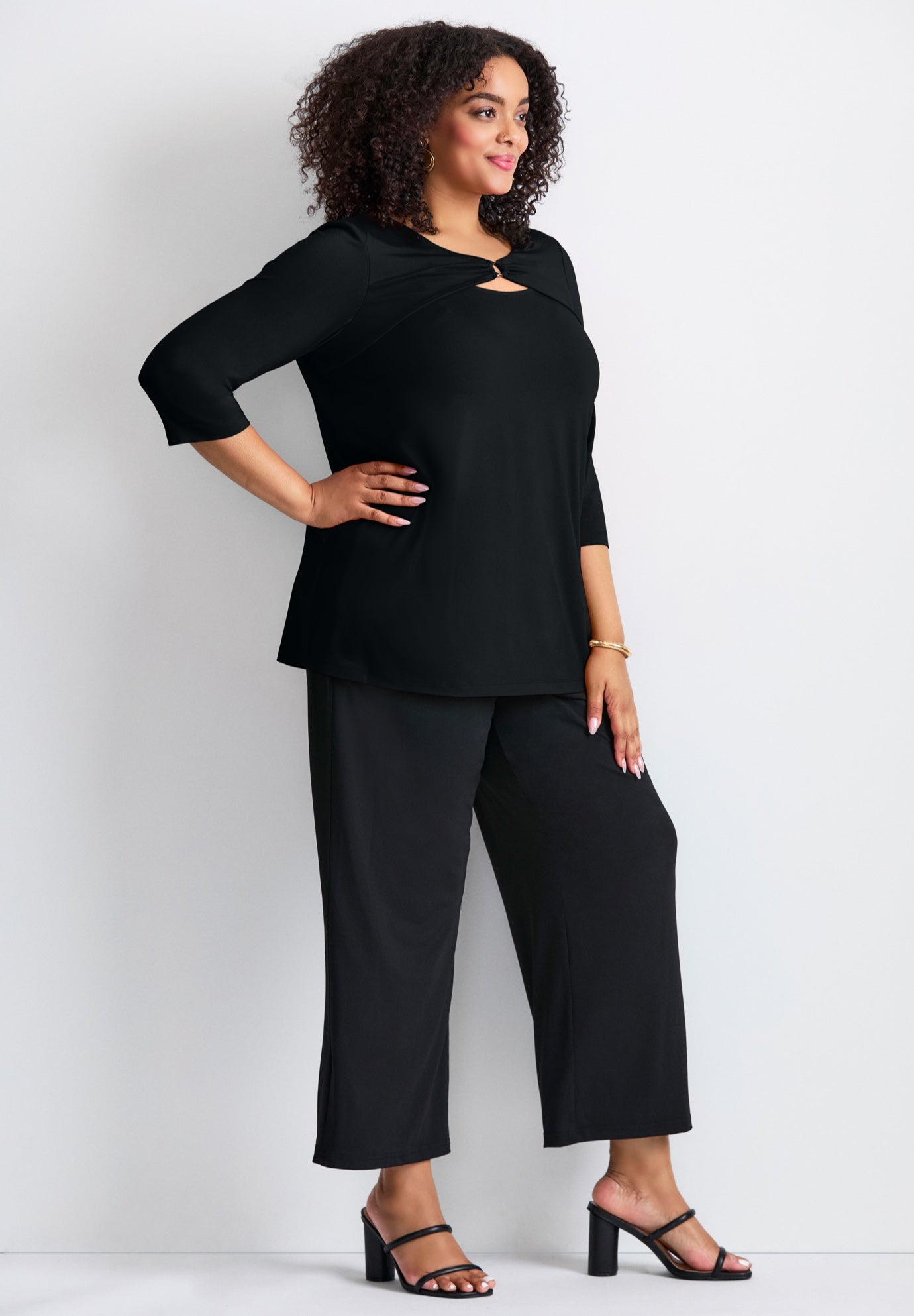 Knot Front Keyhole Top image number 2