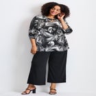 Knot Front Keyhole Top image number null