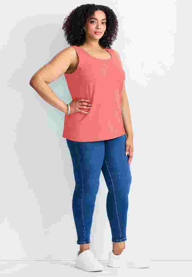 Basic Layering Tank image number 2