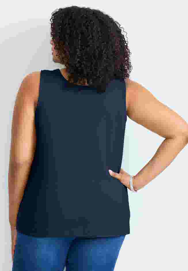 Basic Layering Tank image number 1