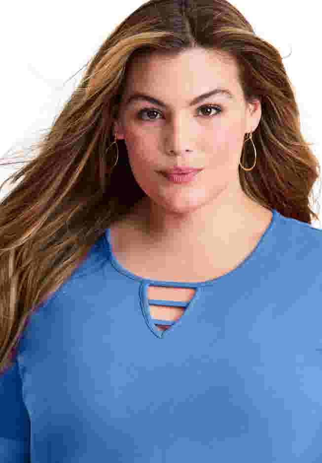 Triple Keyhole Short Sleeve Tee image number 3