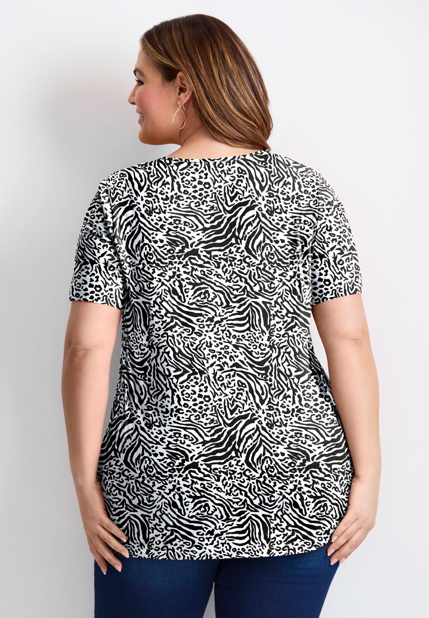 Triple Keyhole Short Sleeve Tee image number 1