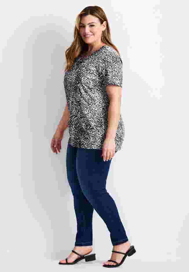 Triple Keyhole Short Sleeve Tee image number 2