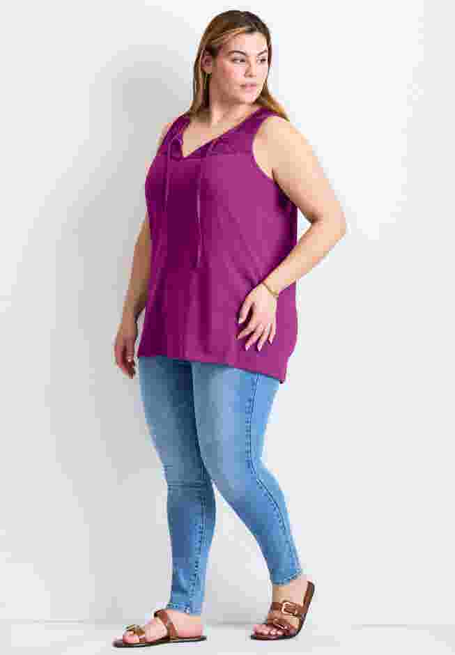 Lace Yoke Detail Tank image number 2