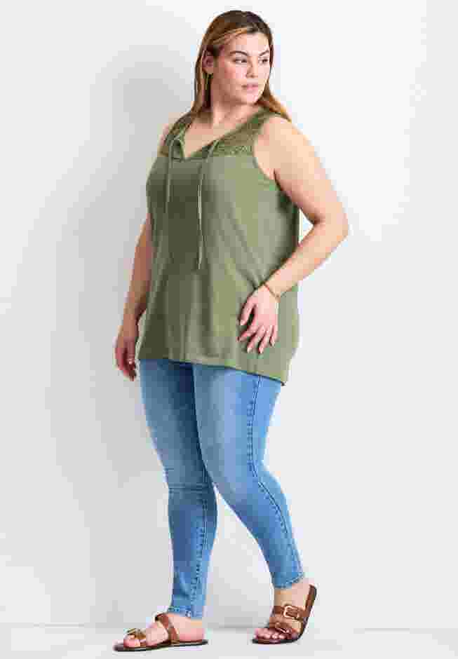 Lace Yoke Detail Tank image number 2