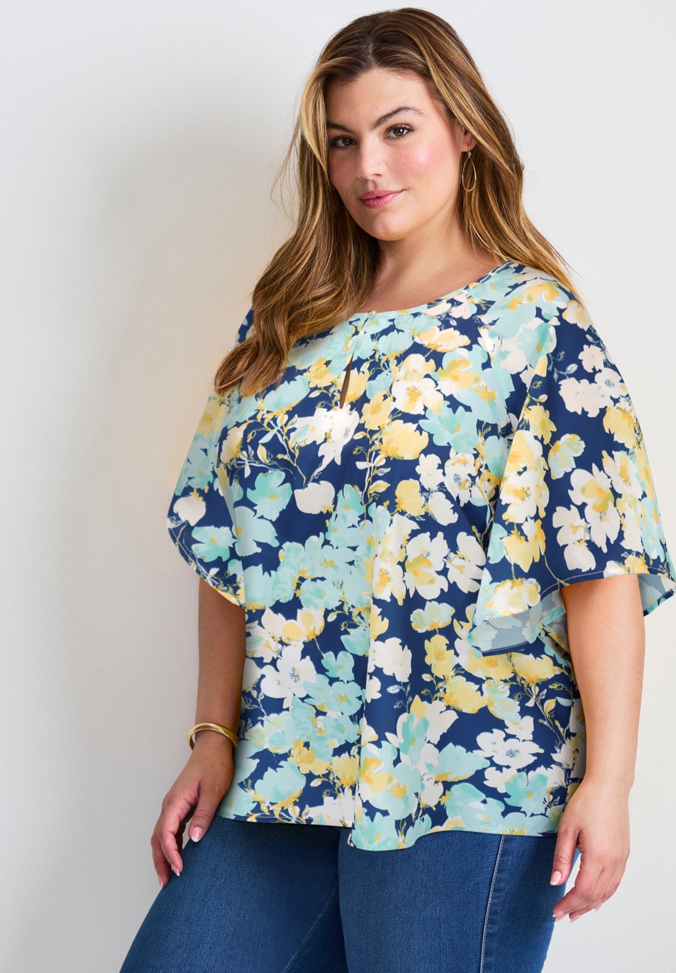 Flutter Sleeve Keyhole Blouse image number 2