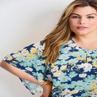 Flutter Sleeve Keyhole Blouse image number null