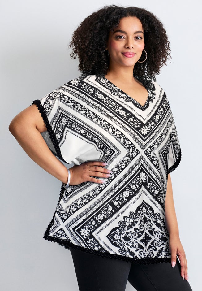 Crochet Trim Poncho Top image number 2