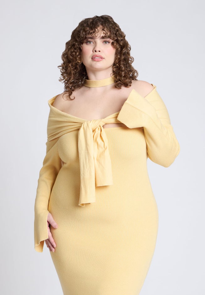 Sweater Dress With Tie image number 2