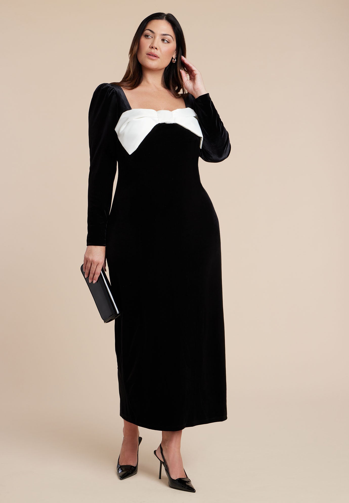 Velvet Maxi Dress With Bow image number 0