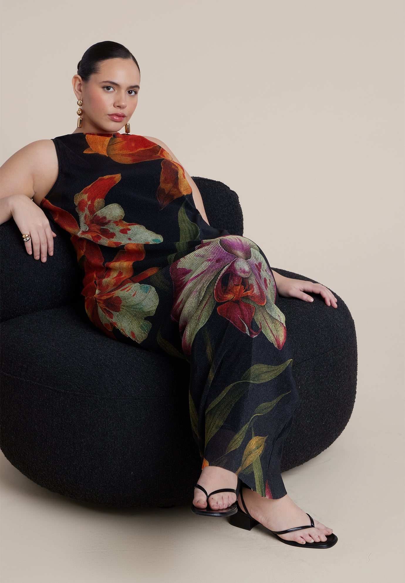  Pleated Chiffon Dress  image number 3