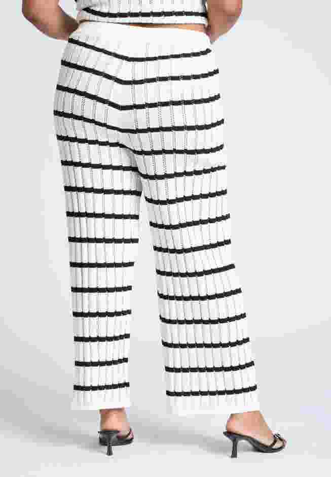 Sweater Pull On Pant image number 3