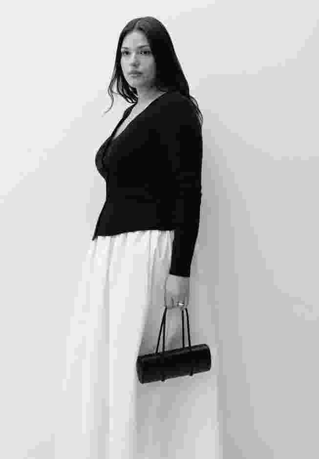 Fitted Cardigan image number 3