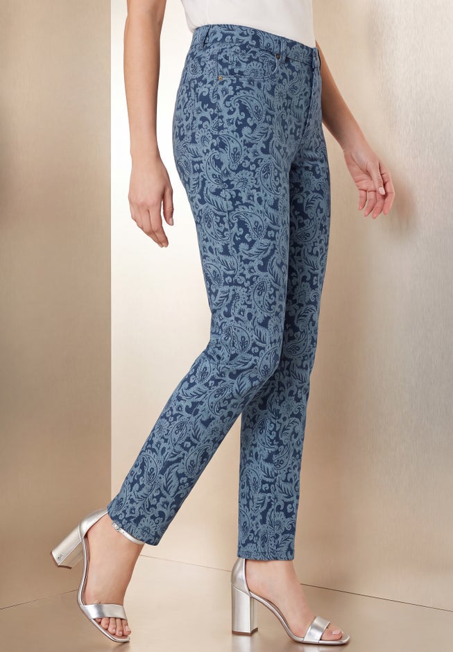 True Fit Stretch Denim Straight Leg Jean image number 2