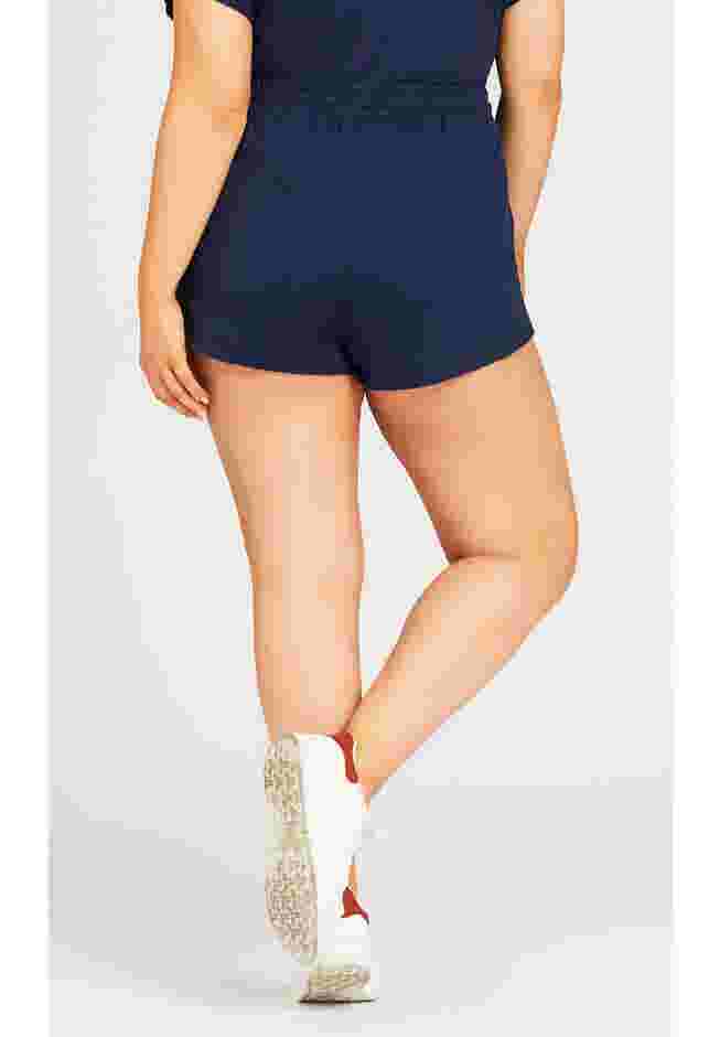 Simple Day Short image number 6