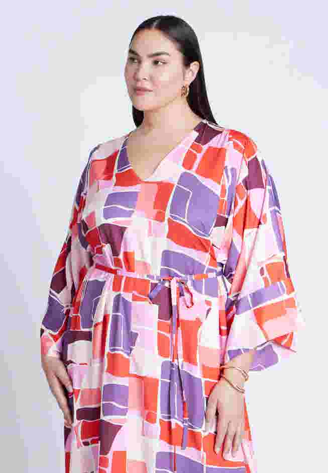 Printed Kimono Dress With Tie image number 4