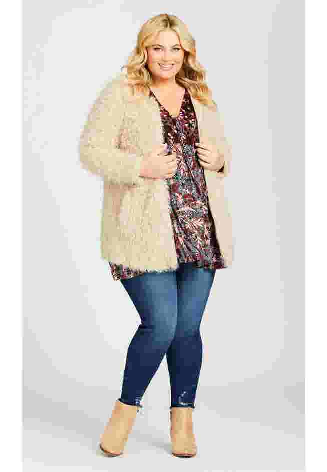 Lotus Fluffy Jacket image number 3