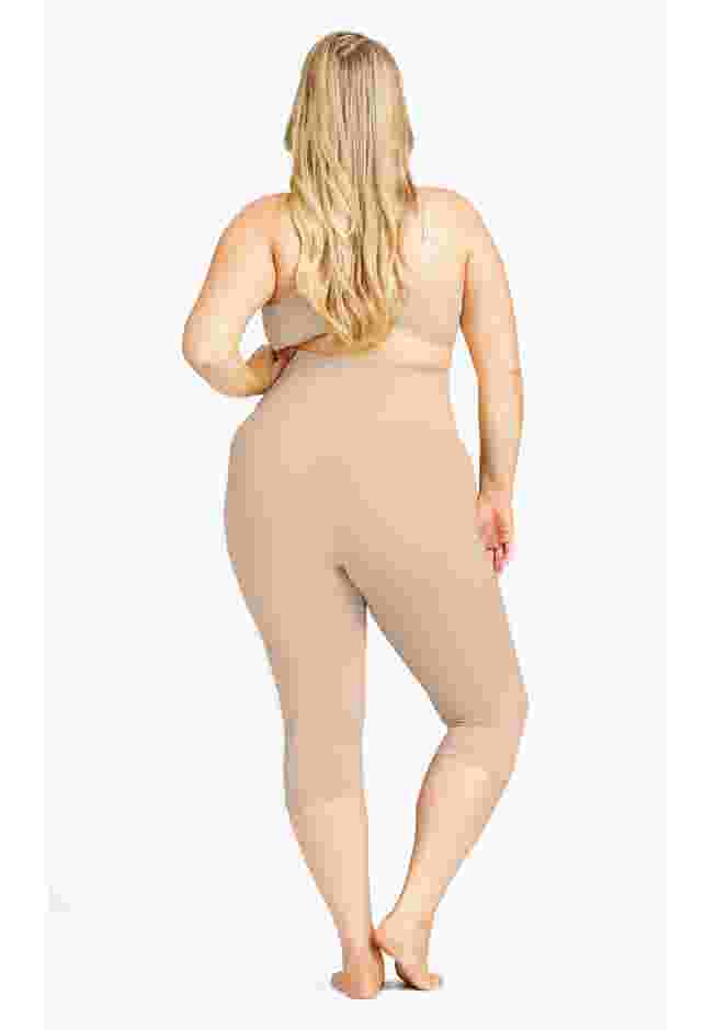 Seamless Hi Waist Capri image number 1