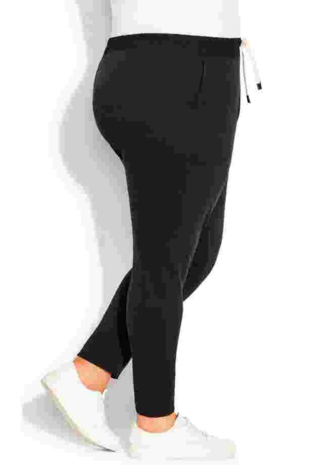 Contrast Pocket Knit Pant image number 5