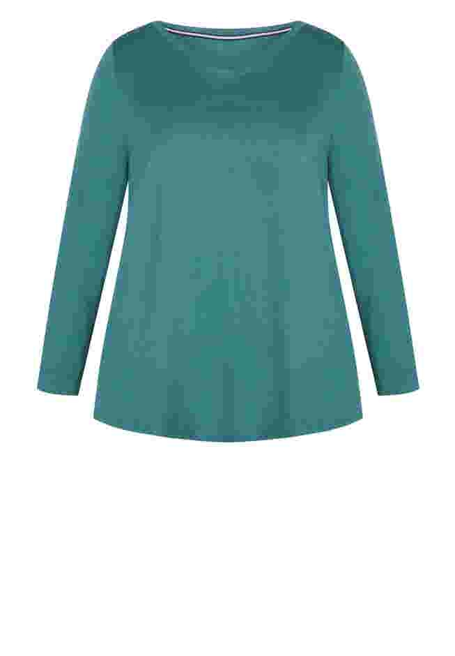 V-Neck Essential Long Sleeve Tee image number 2