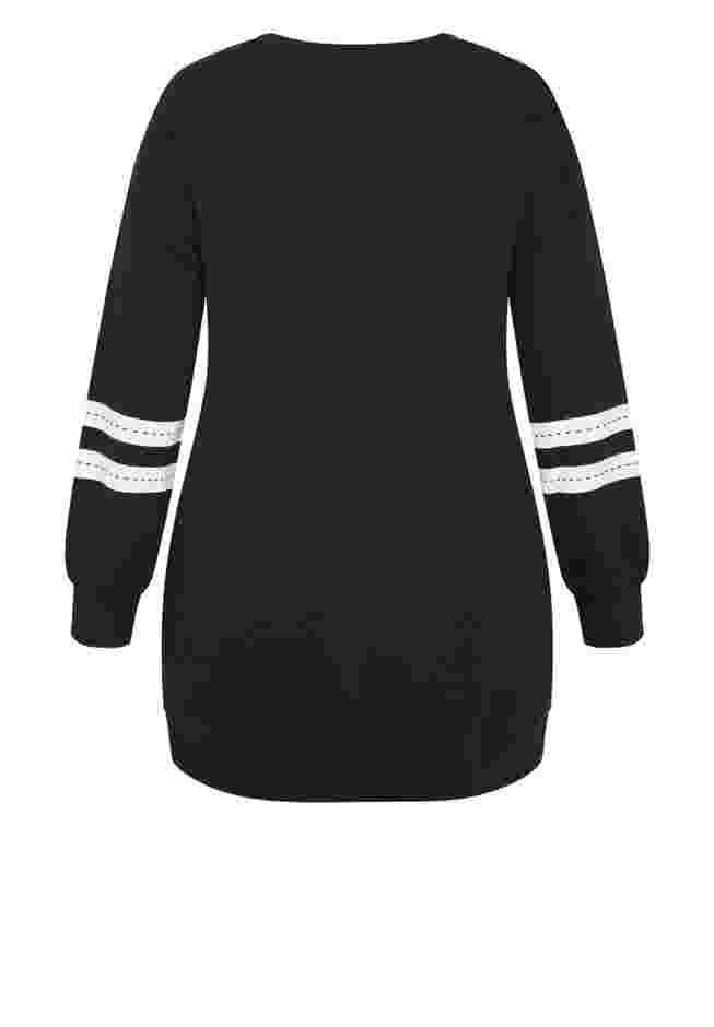 Love Me Sweater image number 4