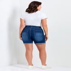 Giana Ripped Short image number null