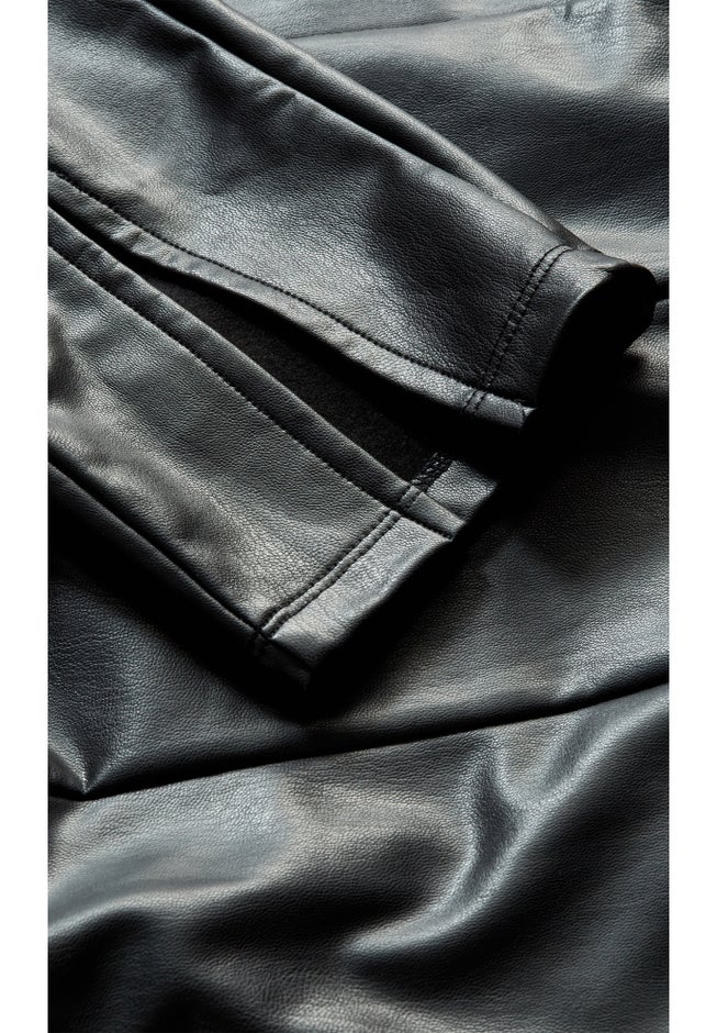 Celia Pant image number 6
