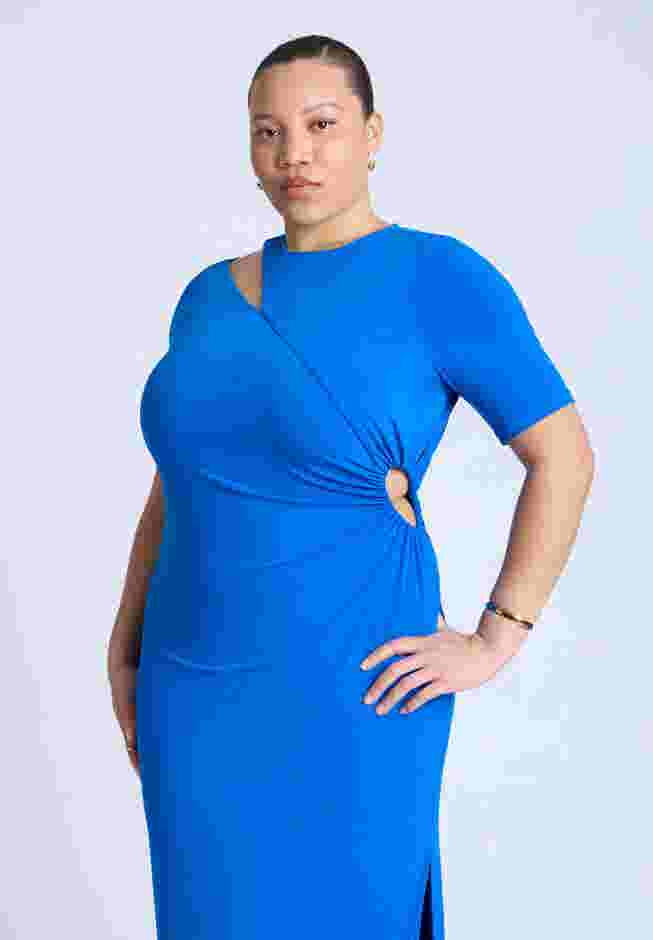Cutout Detail Knit Maxi Dress image number 2