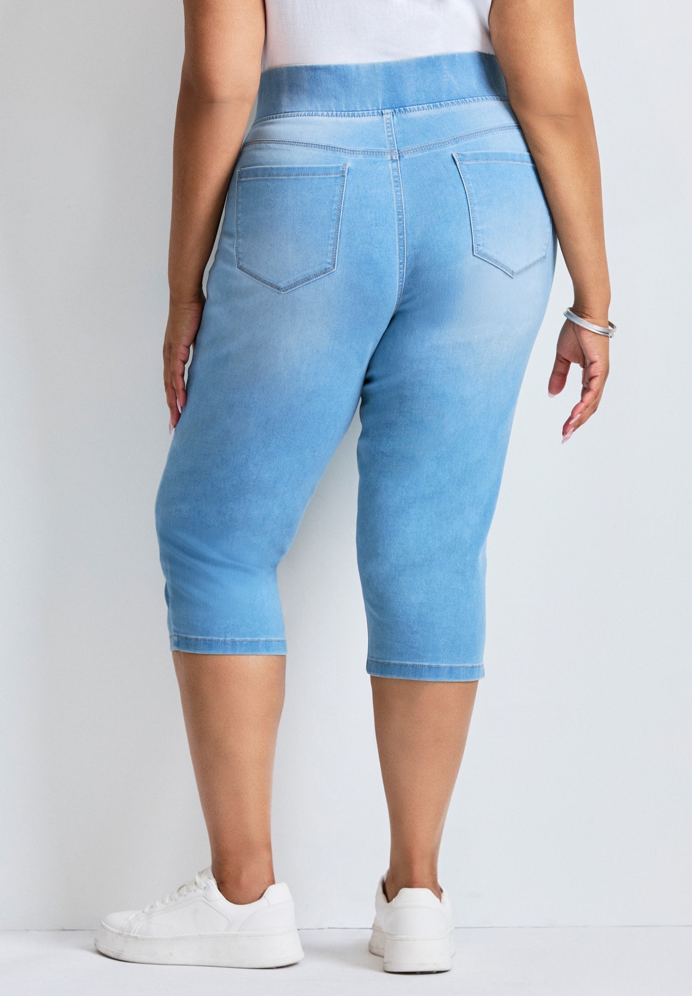 Butter Denim Pull On Crop Jean image number 1