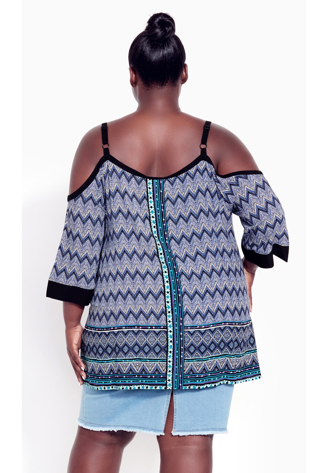 Daisy Cold Shoulder Border Top image number 1