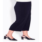 Sutton Pant image number null