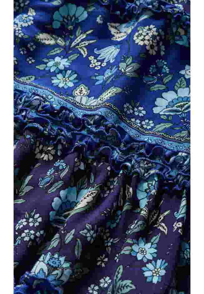 Willow Border Maxi Dress image number 5