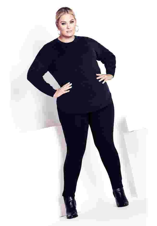 Tully Curved Hem Sweater image number 0