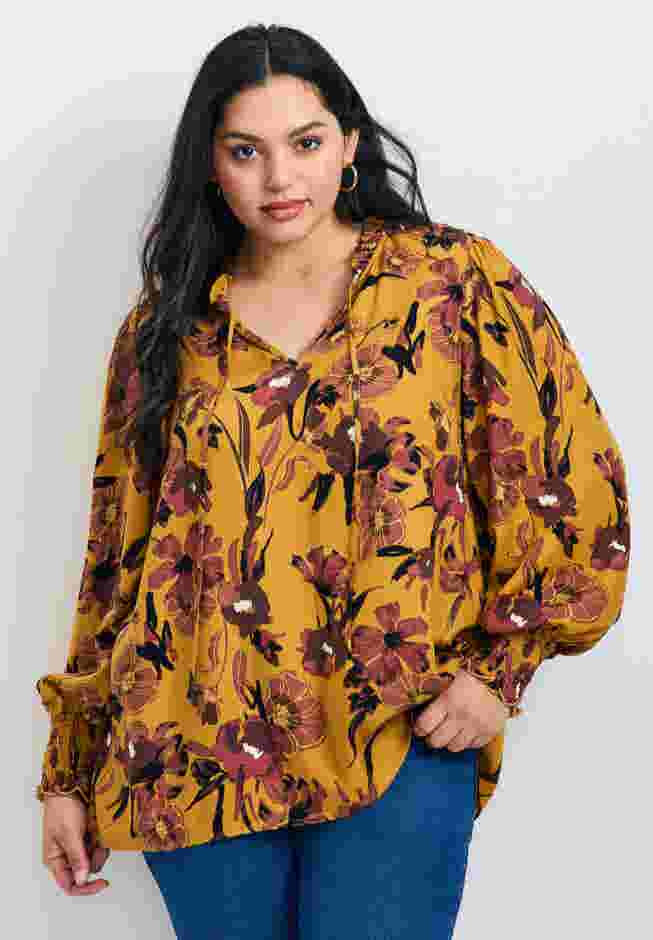 Abby Blouson Sleeve Blouse image number 3