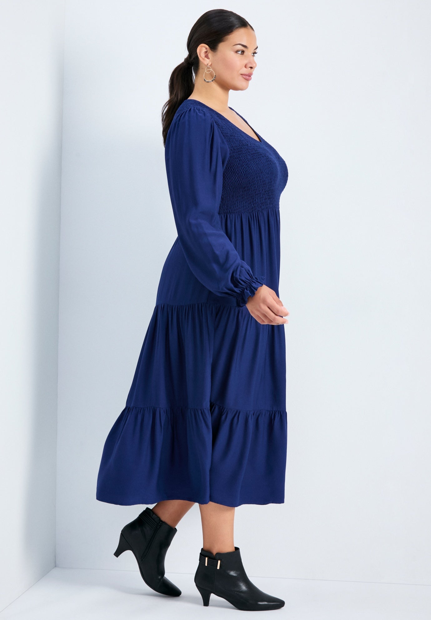 Indi Puff Sleeve Shirred Dress image number 2