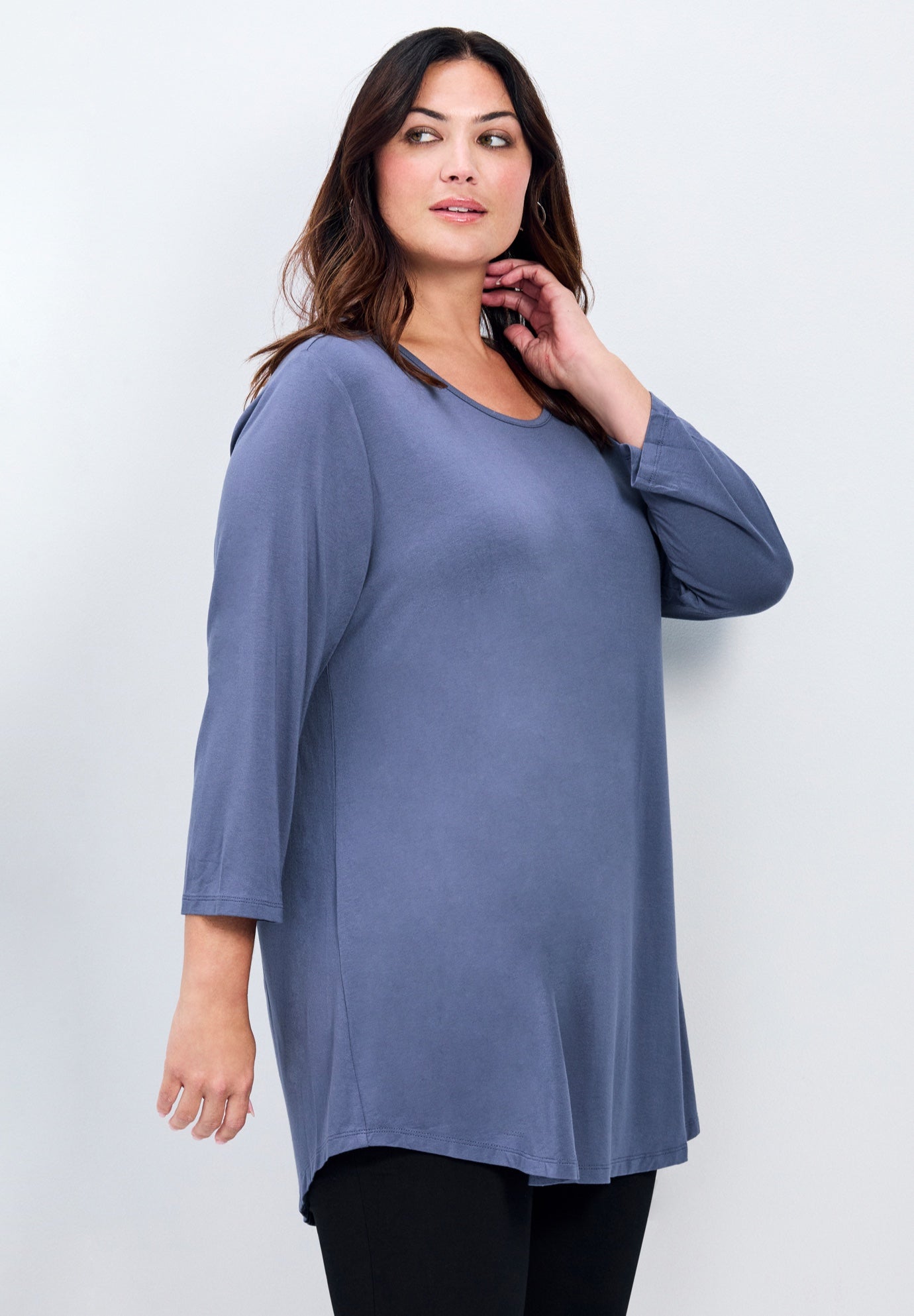 Sara Everyday Scoop Neck Tunic image number 2