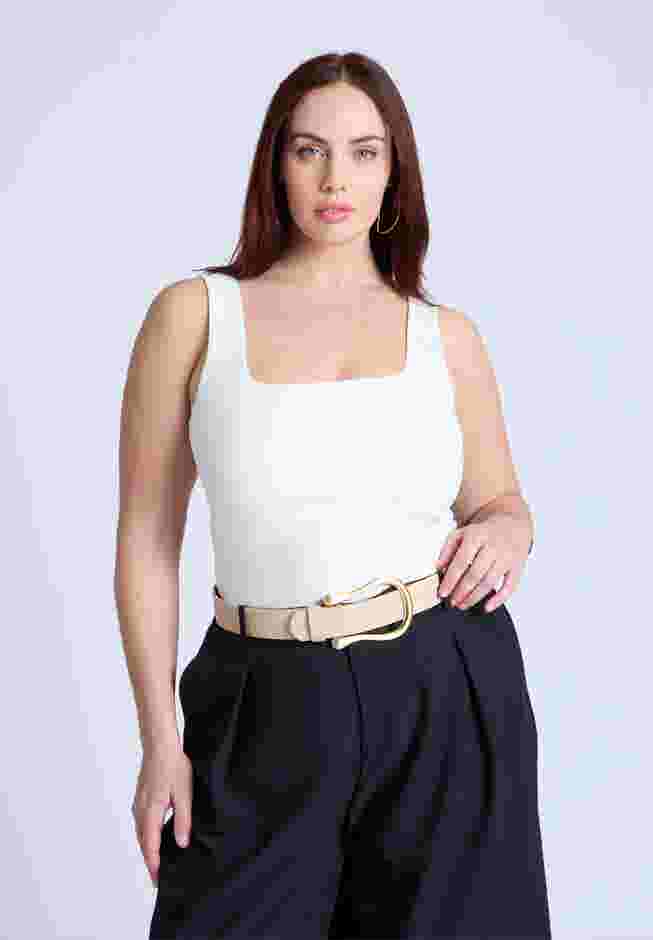  Horseshoe Buckle Belt image number 0