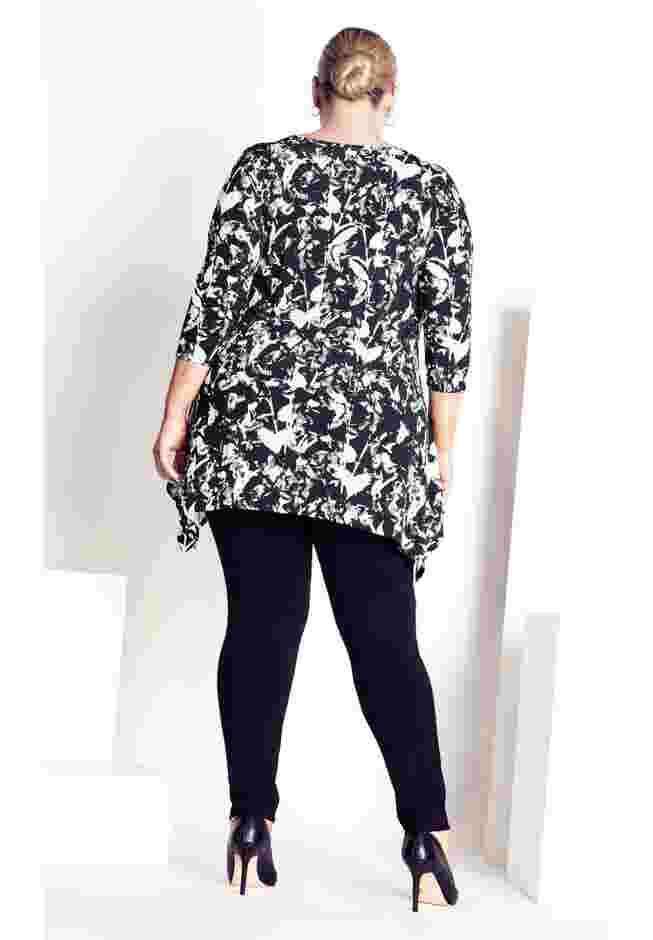 Pamela Print Tunic image number 1