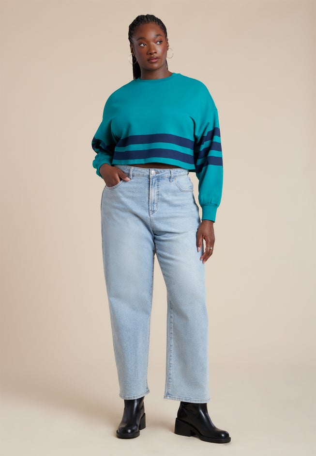 Boxy Cropped Sweatshirt image number null