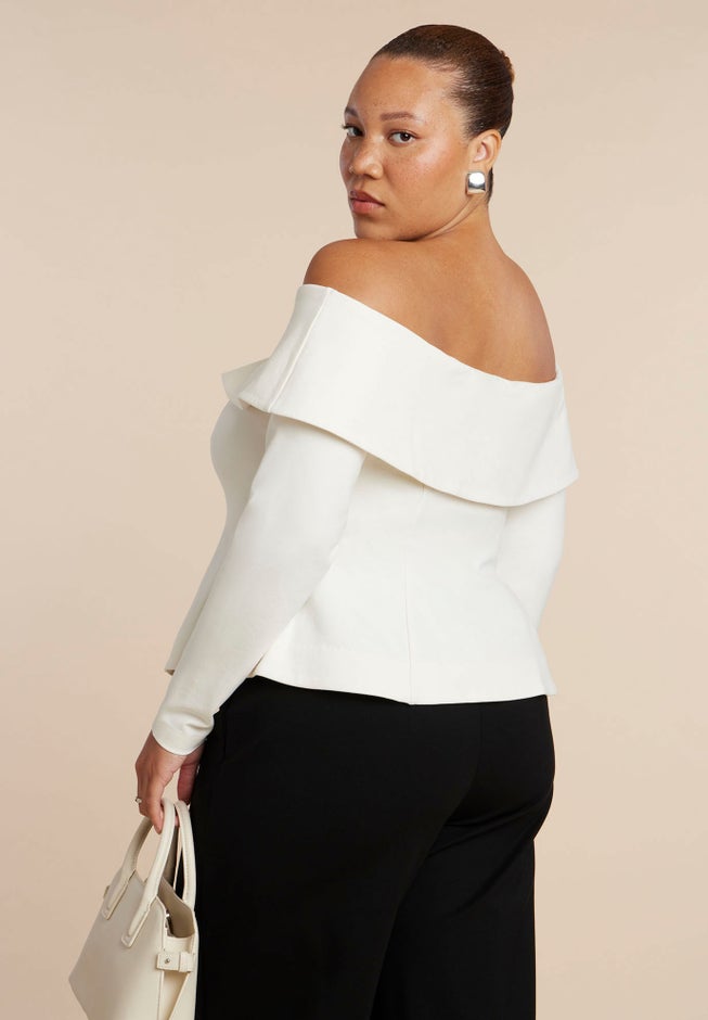 Fold Over Top With Front Button Detail image number 4