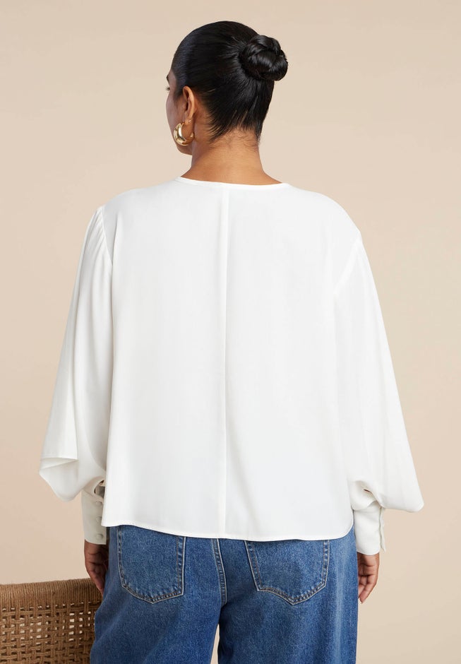 Bishop Sleeve Blouse image number 3