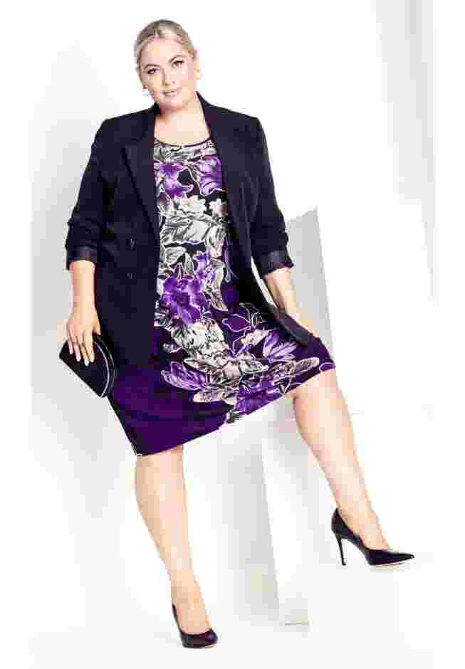 Chelsea Placement Dress image number 4