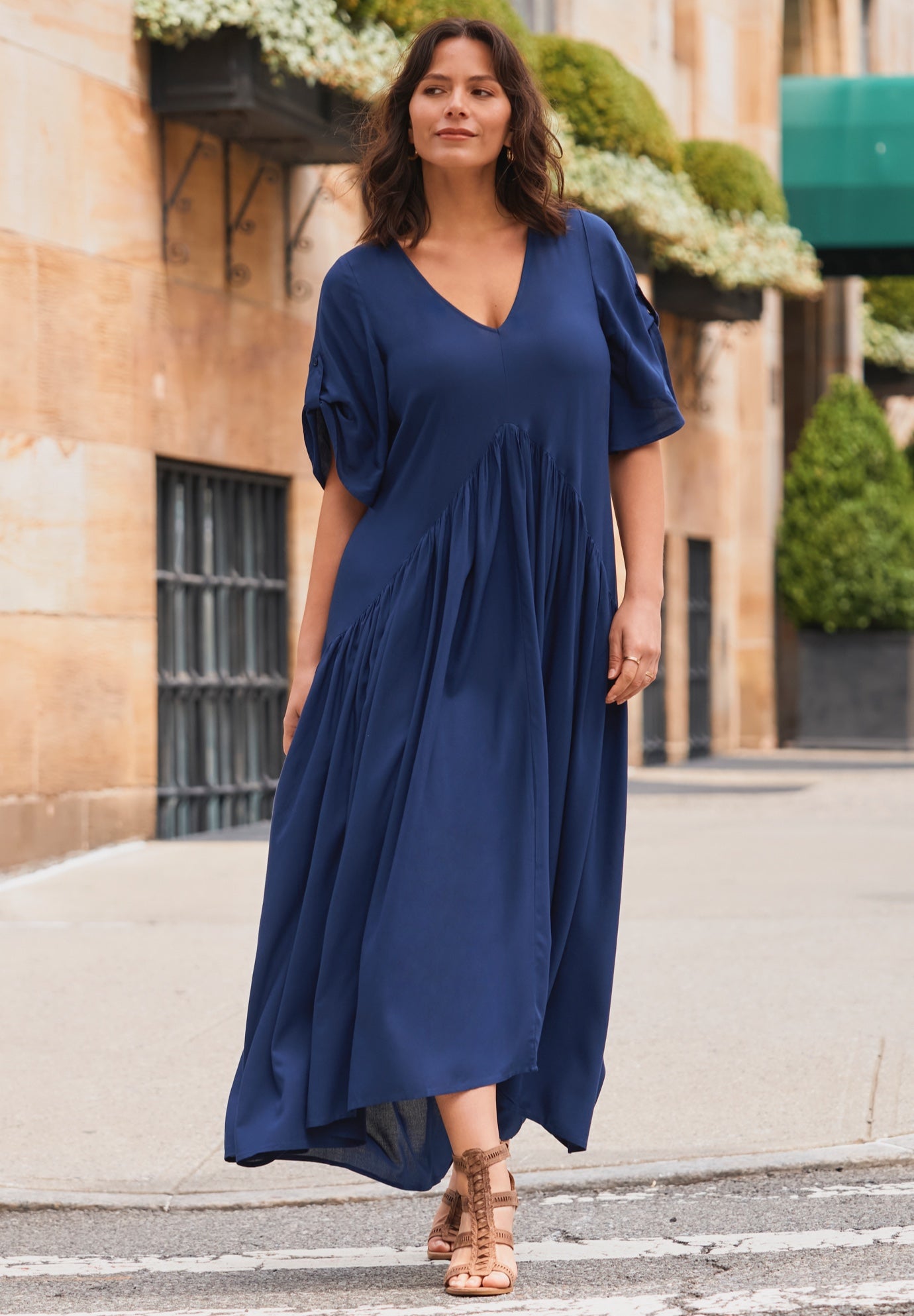 Val Dress image number 3