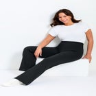 Bootleg Legging image number null