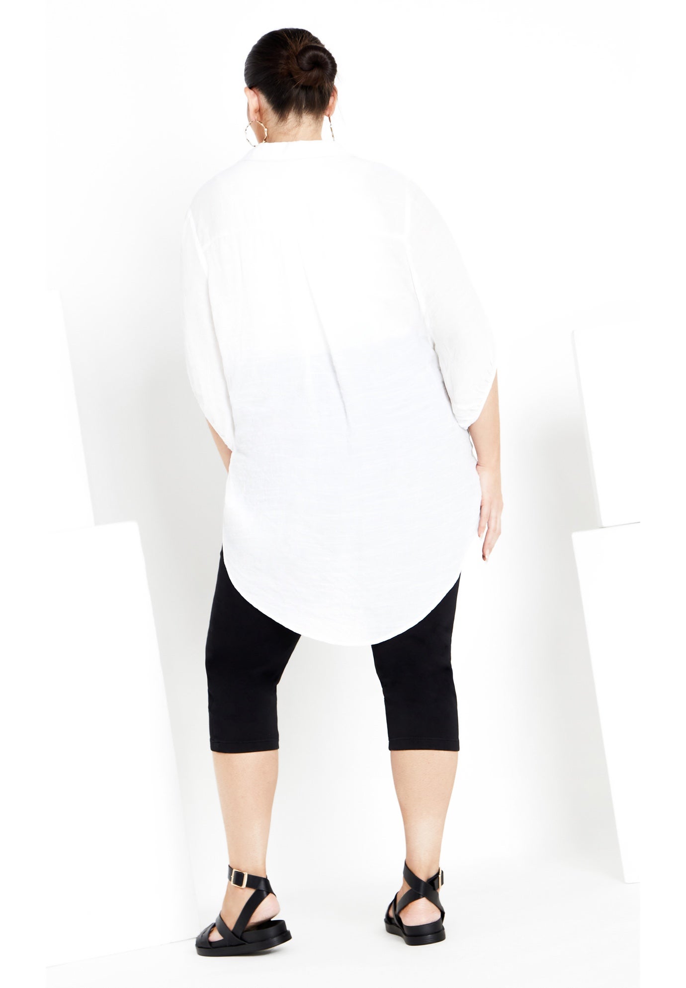 Pull On Cropped Denim Legging image number 4