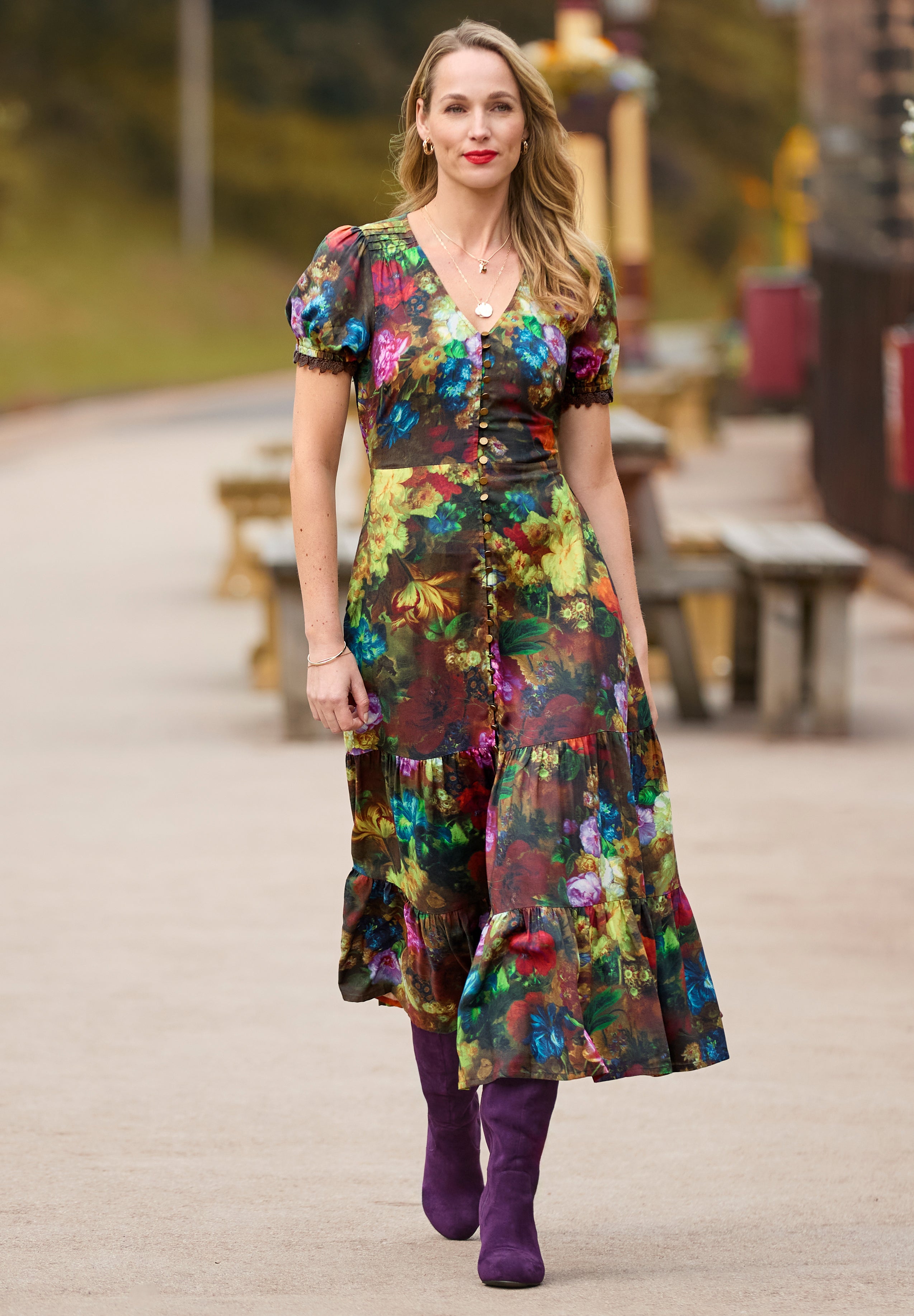 V-Neck Tiered Midi Dress image number 5
