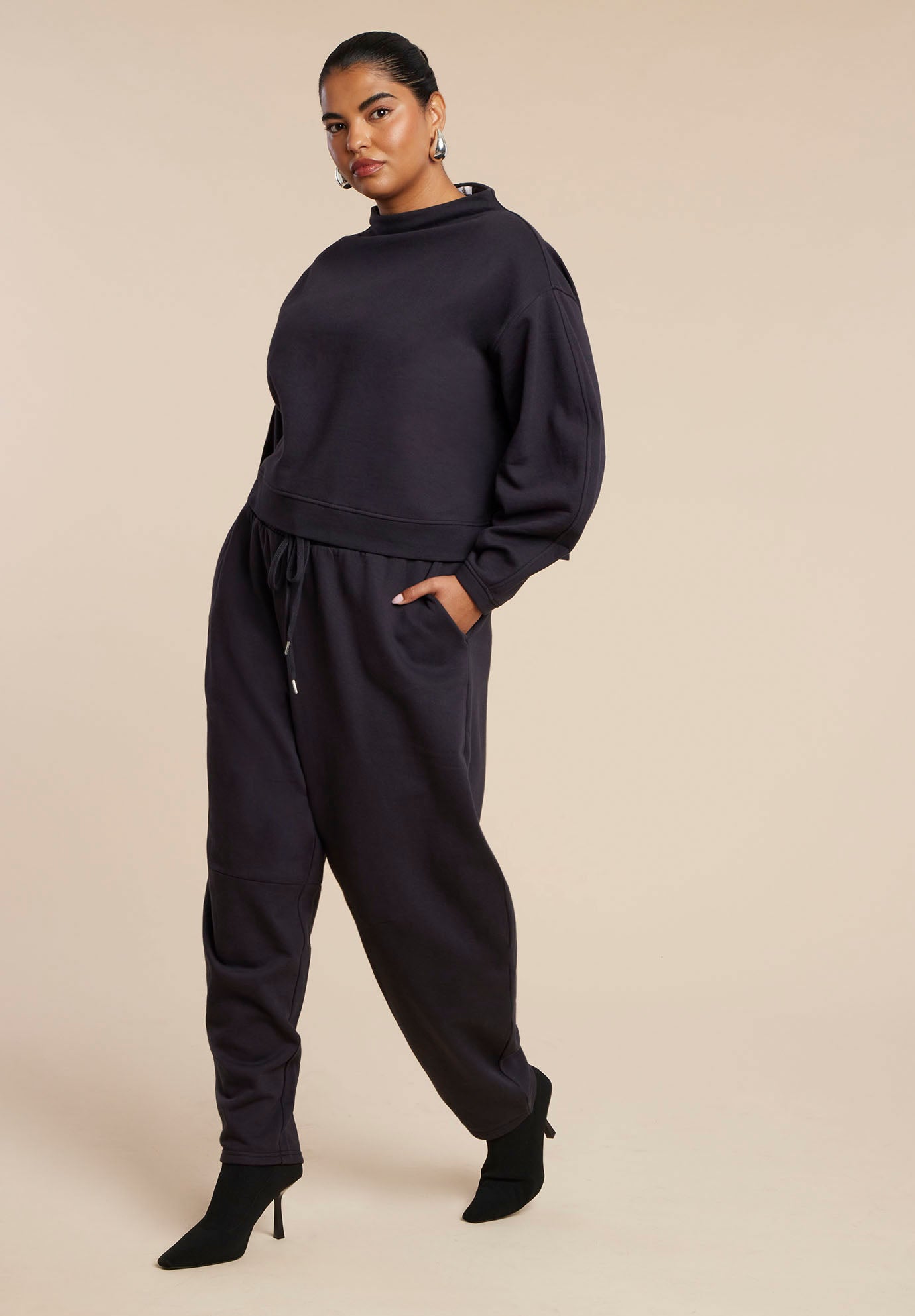 Funnel Neck Sweatshirt image number 3